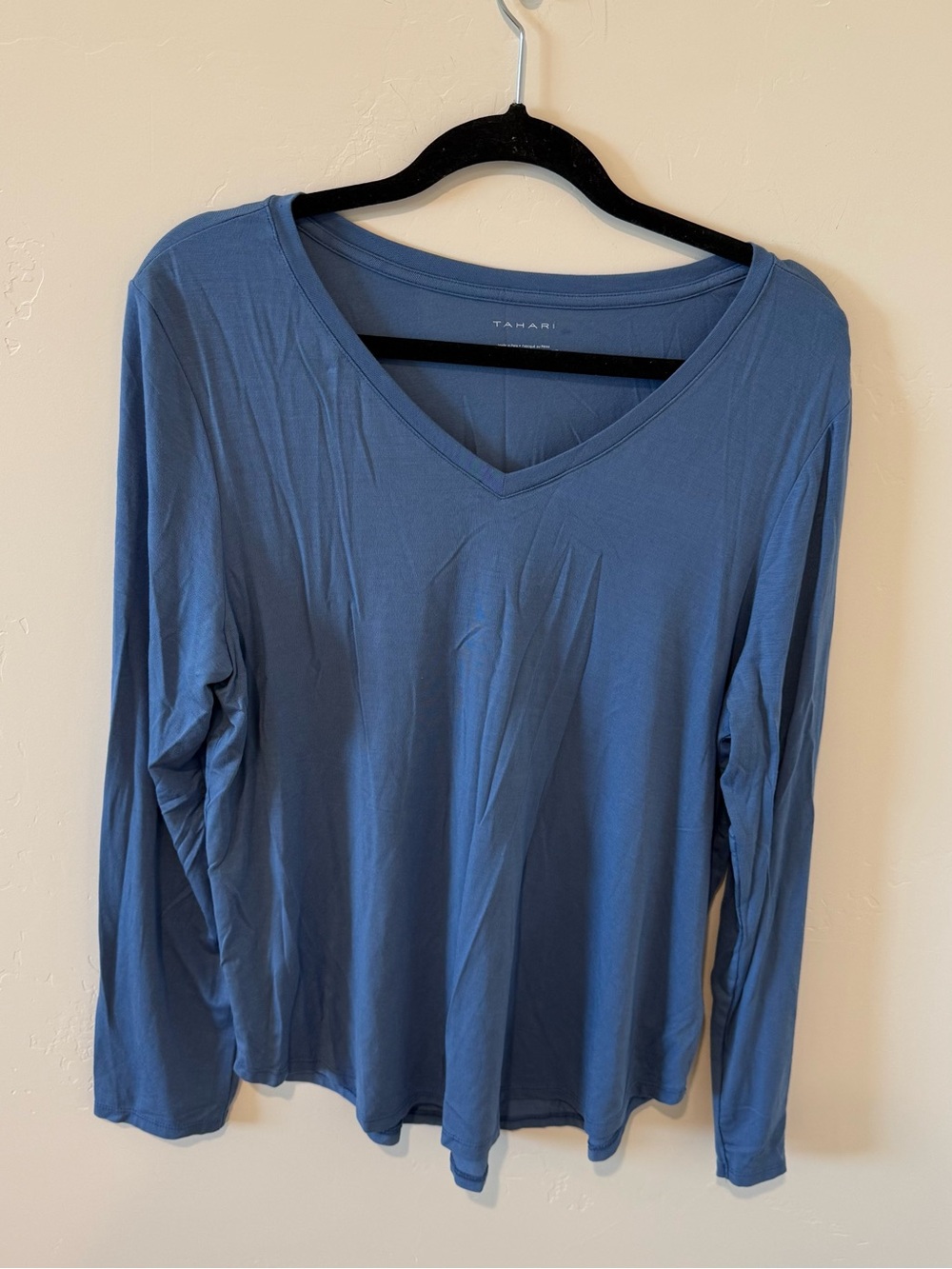 Tahari Women's Long Sleeve V-Neck Top Blue XL Soft Modal Casual Closet Staple